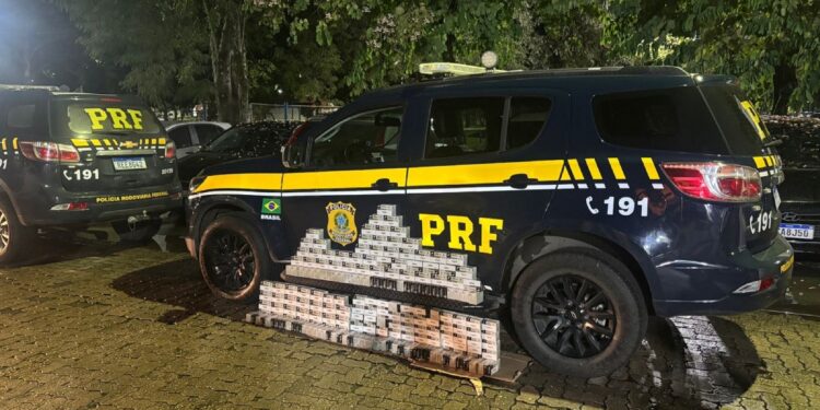10 mil munições de fuzil são apreendidas pela PRF na Via Dutra, em Resende